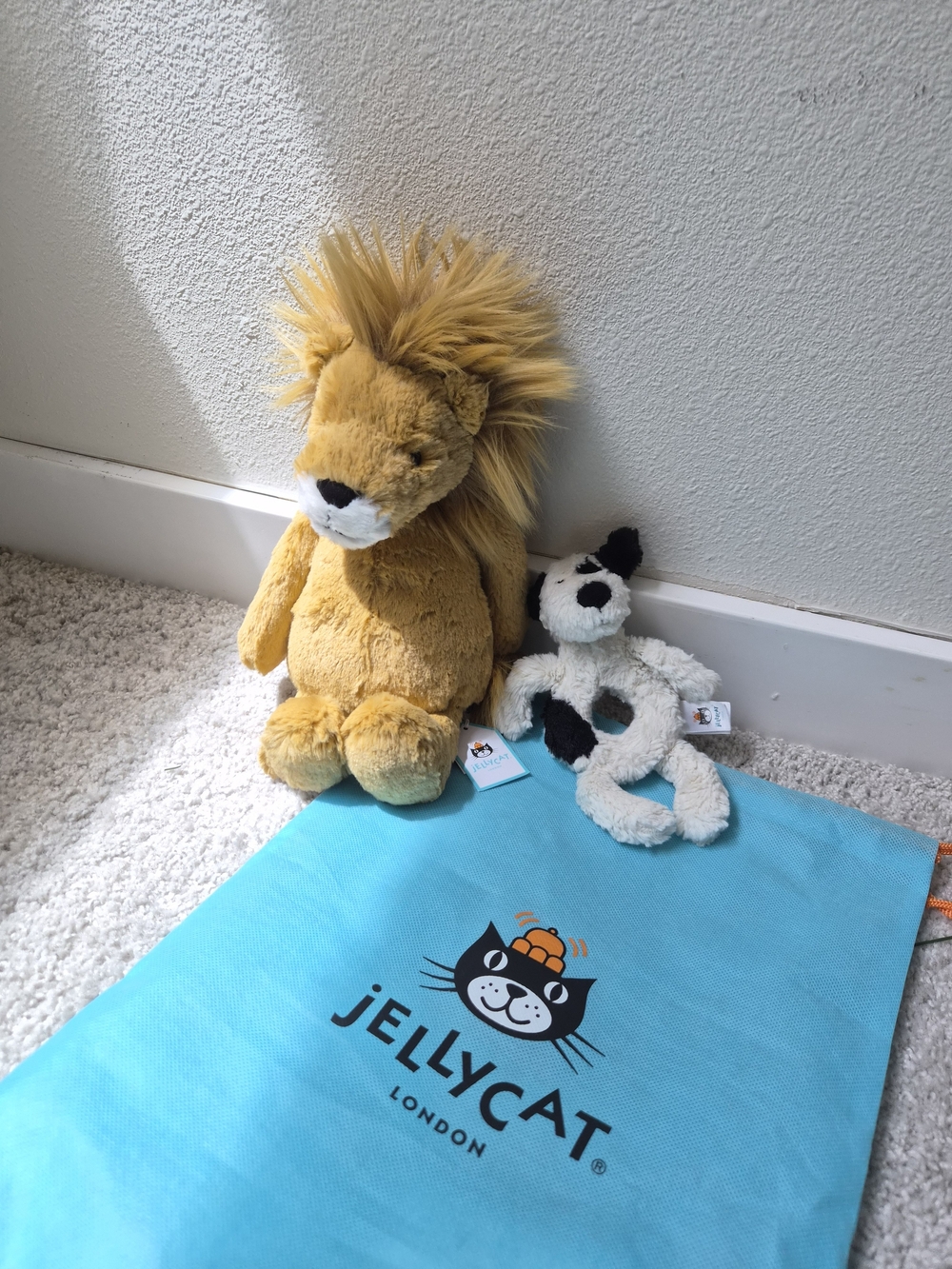 Jellycat Yellow Lion Plush with Fluffy Mane